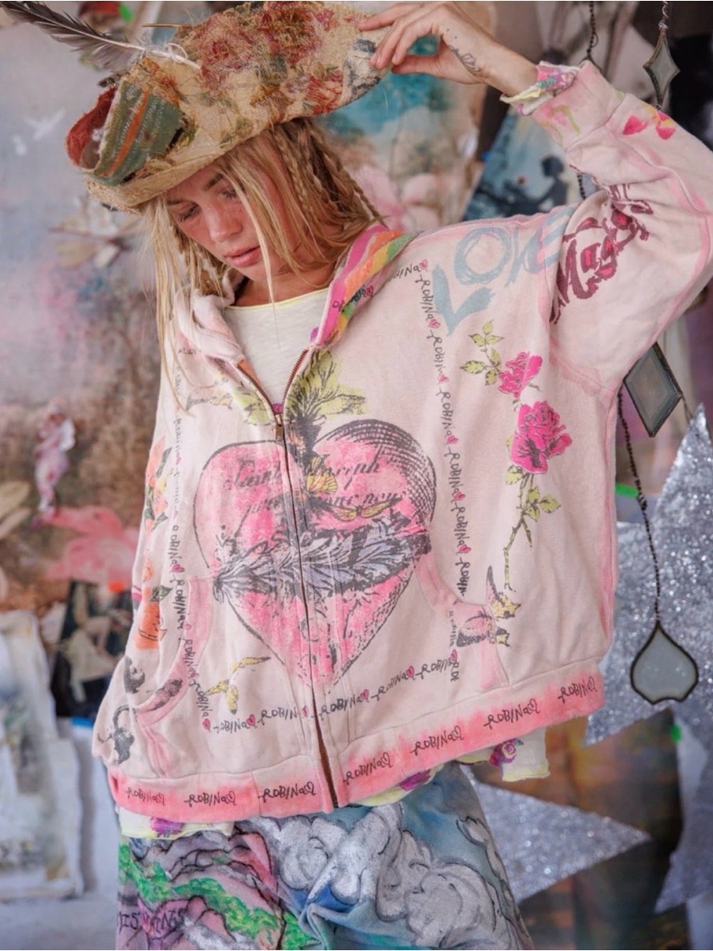 Used Magnolia Pearl Awaken Sleeping Heart Isola Hoodie